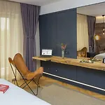 Caro Hotel 4*