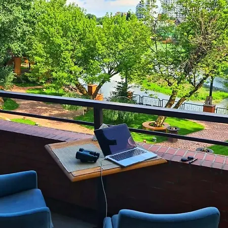 Caro 4* Бухарест