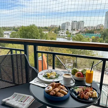 Caro Hotel