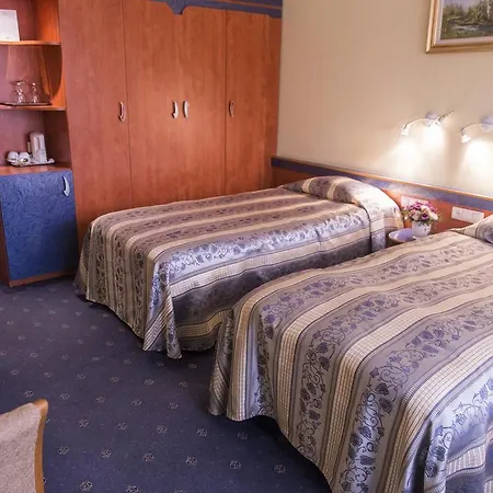 Caro Hotel 4*