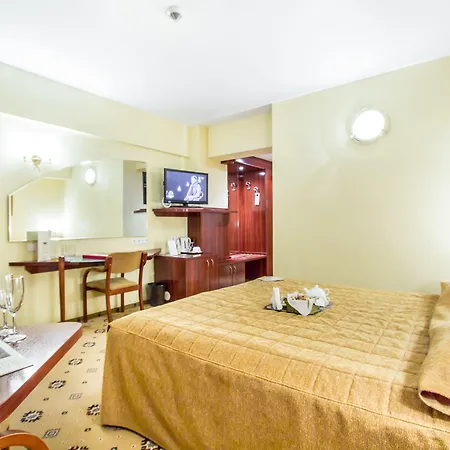 Hotell Caro 4*