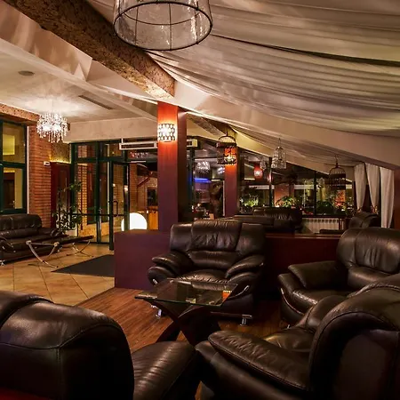 Hotell Caro 4*