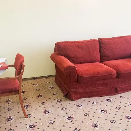 Caro Hotel