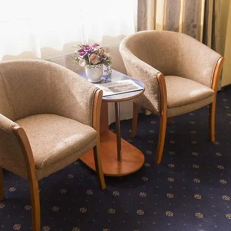 Caro Hotel Boekarest